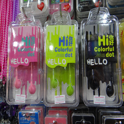 專業(yè)耳機廠家直銷，面條線魔音耳機火爆熱銷中